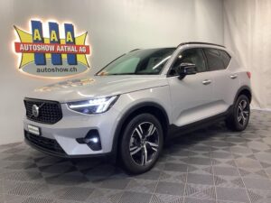 VOLVO XC40 B4 Benzin Mild Hybrid Plus Dark DCT - Autoshow Aathal AG