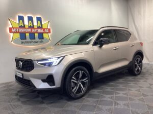 VOLVO XC40 B4 Benzin Mild Hybrid Plus Dark DCT - Autoshow Aathal AG