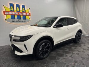 ALFA ROMEO Junior 1.2 48V Ibrida Q4 Pack Tech Sky - Autoshow Aathal AG 1