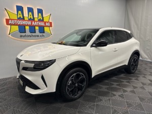 ALFA ROMEO Junior 1.2 48V Ibrida Q4 Pack Tech Sky - Autoshow Aathal AG bei Uster bietet günstige Occasionen und Neuwagen 3