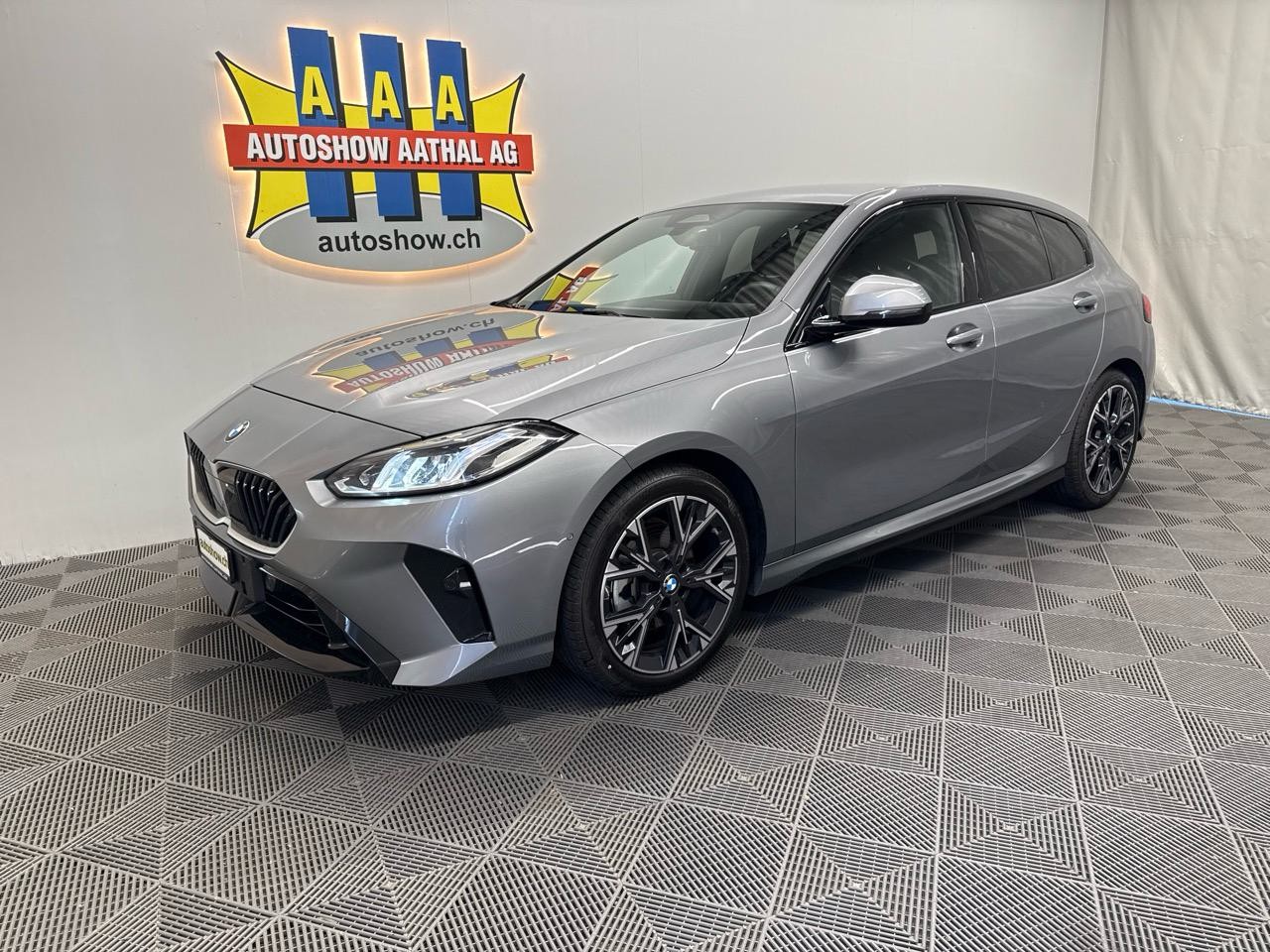 BMW 120 M Sport Steptronic - Autoshow Aathal AG bei Uster bietet günstige Occasionen und Neuwagen 6