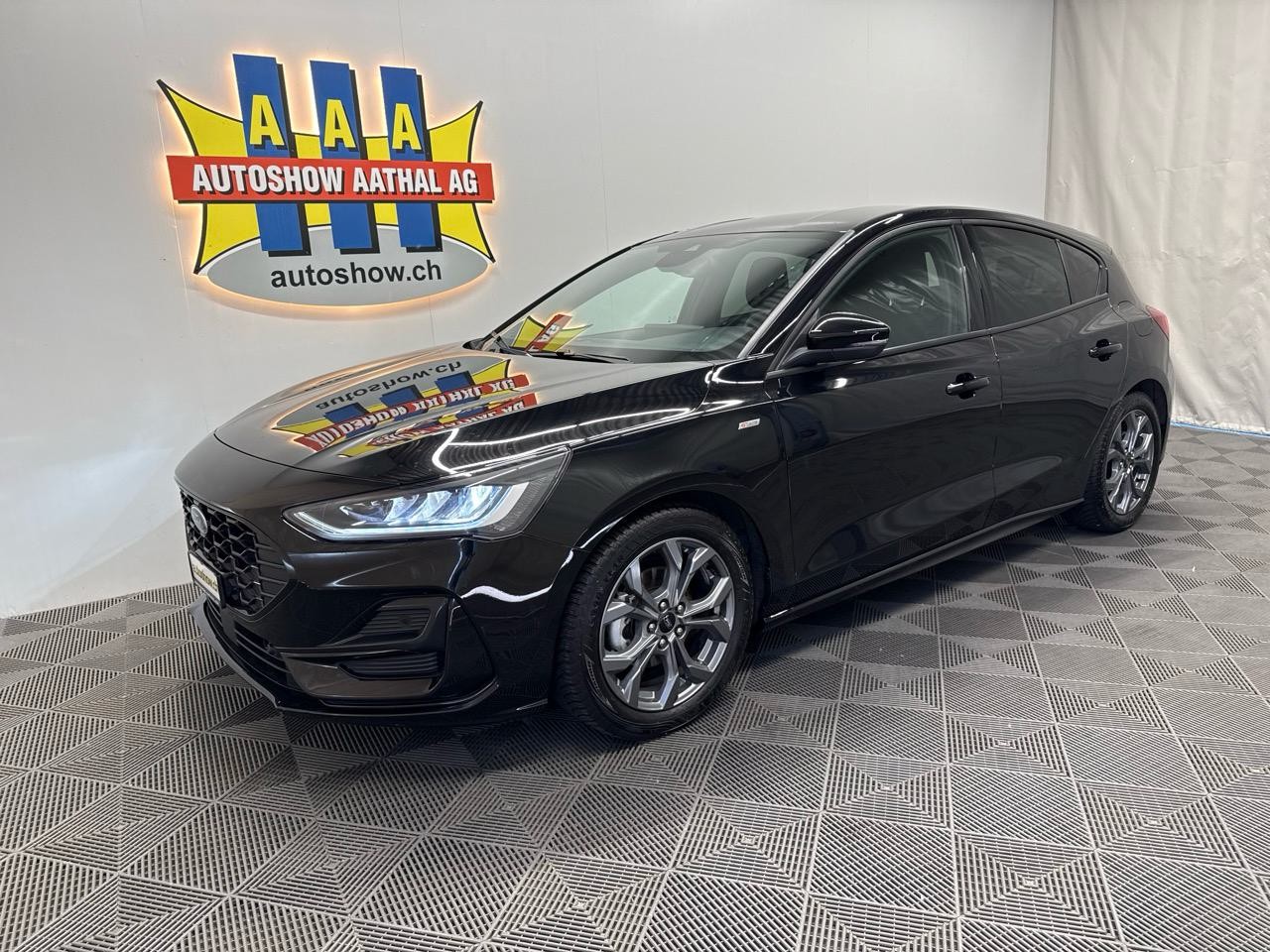 FORD Focus 1.0 MHEV ST-Line Automat - Autoshow Aathal AG bei Uster bietet günstige Occasionen und Neuwagen 1