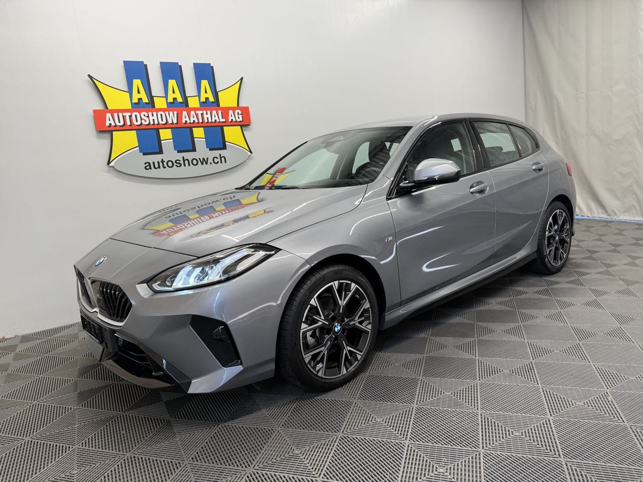 BMW 120d M Sport Steptronic - Autoshow Aathal AG bei Uster bietet günstige Occasionen und Neuwagen 2