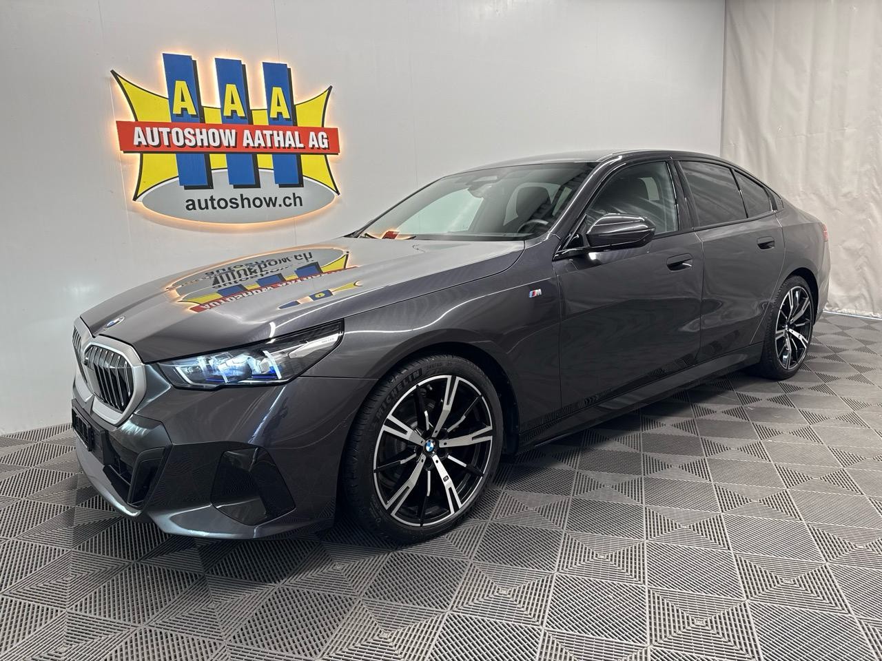 BMW 520d xDrive 48V M Sport Steptronic - Autoshow Aathal AG bei Uster bietet günstige Occasionen und Neuwagen 1
