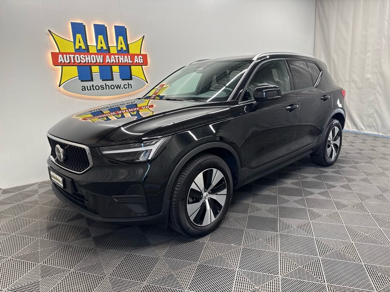 VOLVO XC40 B3 Plus Dark DCT - Autoshow Aathal AG bei Uster bietet günstige Occasionen und Neuwagen 1