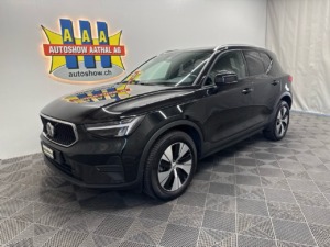 VOLVO XC40 B3 Plus Dark DCT - Autoshow Aathal AG bei Uster bietet günstige Occasionen und Neuwagen